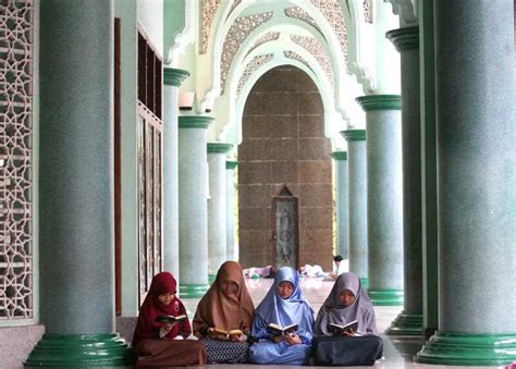 Religion, gender and the state in Indonesia | East Asia Forum