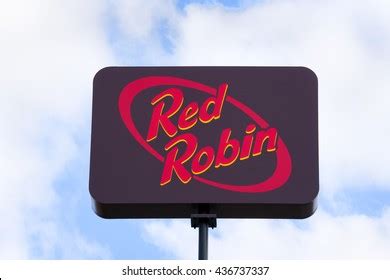 Red Robin Logo Vector (.EPS) Free Download