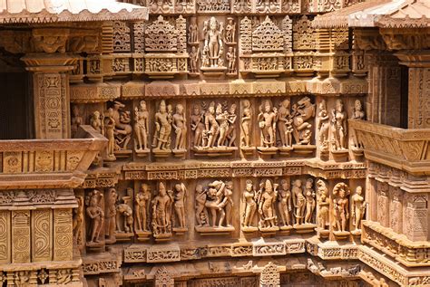 Sacred space and symbolic form at Lakshmana Temple, Khajuraho (India) – Smarthistory