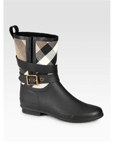 Stay Dry In Holloway Rain Boots: Burberry - Shoe Effect