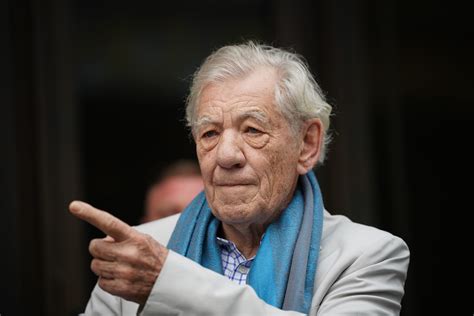 Sir Ian McKellen among special honourees at 2023 Pantomime Awards | The Independent