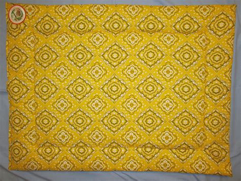 Yellow & Black Bandana Pattern Cotton Bed 36"x27" · Rational Animal Shop · Online Store Powered ...