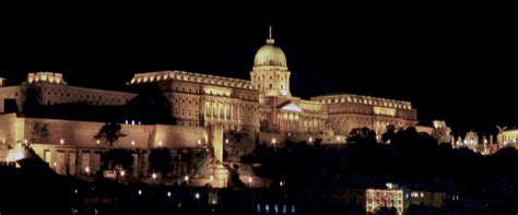 Budapest Castle Hill at night | Notable Travels