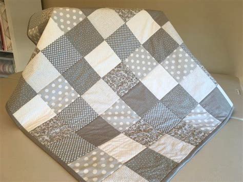 Gray and White Quilt | Patchwork quilts, Baby girl quilts, Baby boy quilts