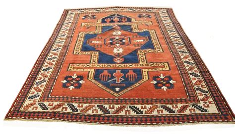 Oriental Carpet Symbolism - Ayaan Gallery Home Page