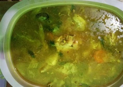 Resep SOP Ayam Bumbu Kuning oleh Afifah Nouria - Cookpad