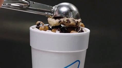 Sonic Drive-In Oreo Big Scoop Cookie Dough Blast TV Spot, 'Everywhere ...