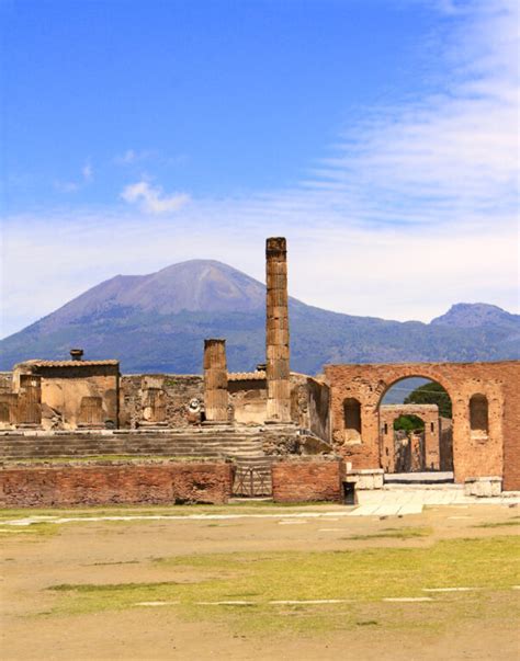 11 BEST Pompeii Tours from Naples [2024]