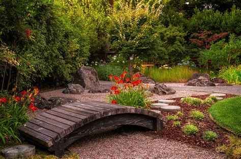 A small garden bridge for your Japanese garden | 50 Dreamy and ...