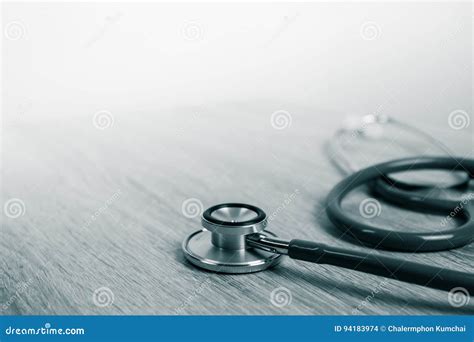 Stethoscope in Doctor Office Stock Photo - Image of blue, heart: 94183974