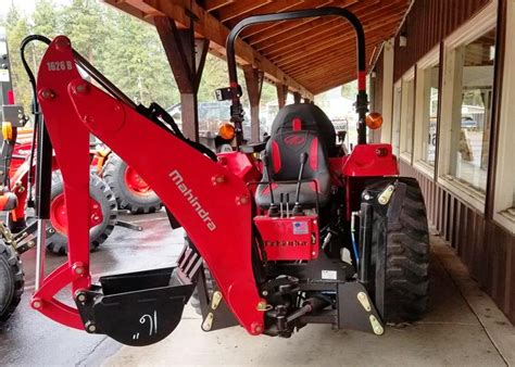 Mahindra 1626 Tractor Loader Backhoe - Keno Tractors