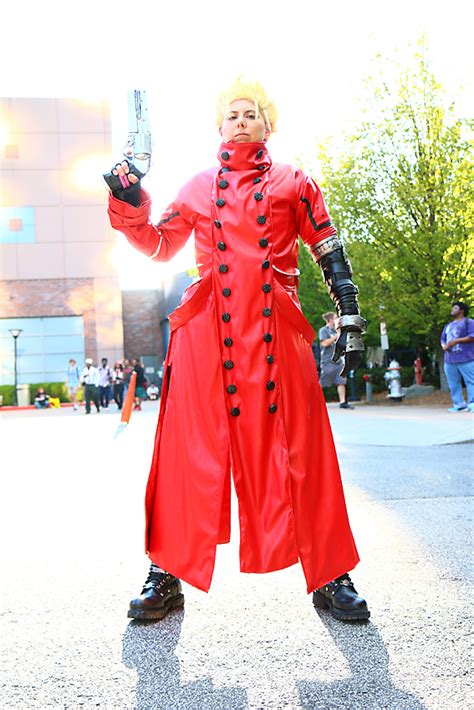 Best Vash the Stampede Costume - Costume Yeti