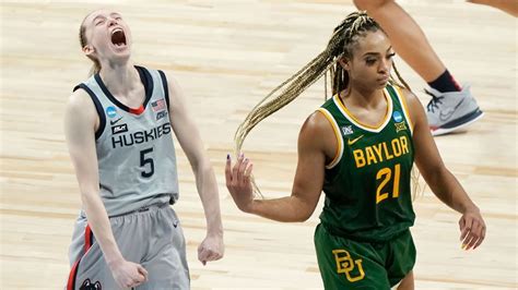 The world reacts to the controversial ending of UConn Huskies-Baylor Bears women's basketball ...