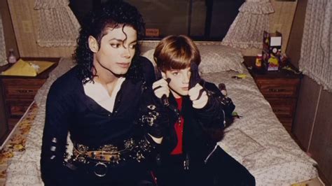 Michael Jackson documentary 'Leaving Neverland' leaves fans divided [Video]