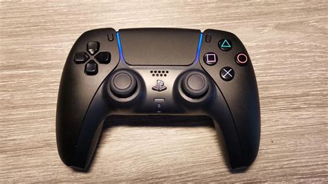 Ps5 retro black controller - matagrande.al.gov.br