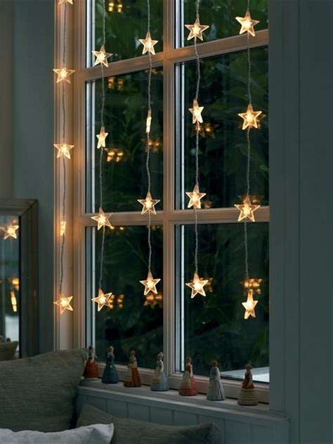 Christmas window decoration ideas and displays | Decorazioni luminose ...