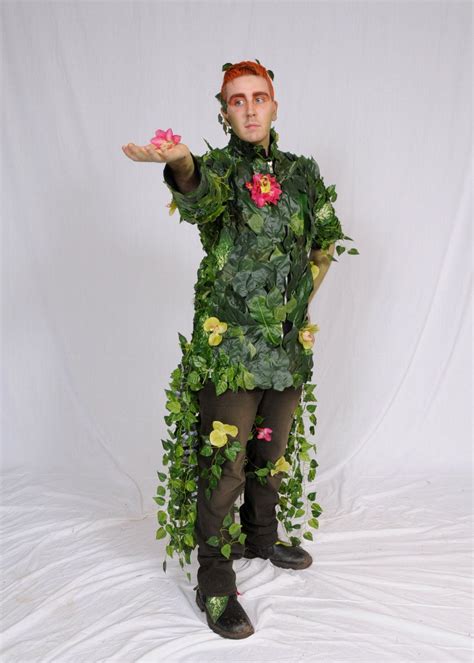 Male poison Ivy cosplay Ivy Look, Poison Ivy Cosplay, Superhero Cosplay ...