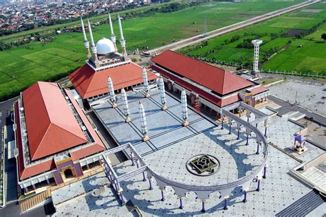 Masjid Agung Jawa Tengah Ikon Wisata Religi Semarang - Koran-Jakarta.com