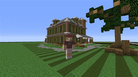 Two Pictures of builds for keralis server Minecraft Map