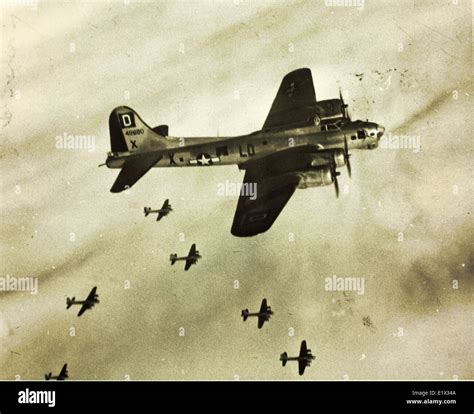 100th Bomb Group B-17 Stock Photo - Alamy