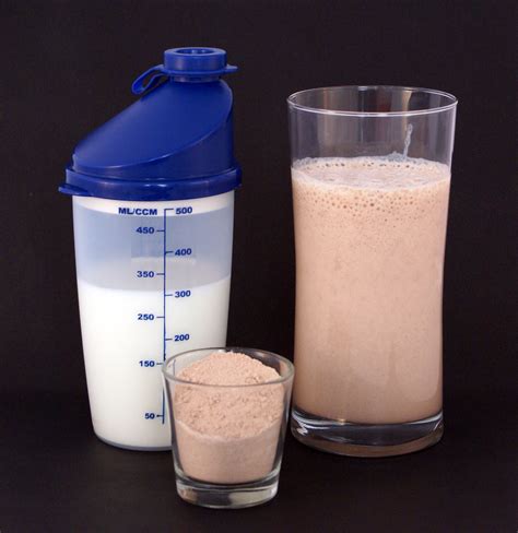 File:Protein shake.jpg - Wikipedia