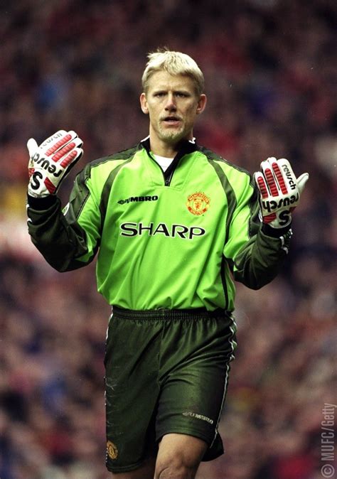 Peter Schmeichel. | Peter schmeichel, Manchester united, Manchester united legends