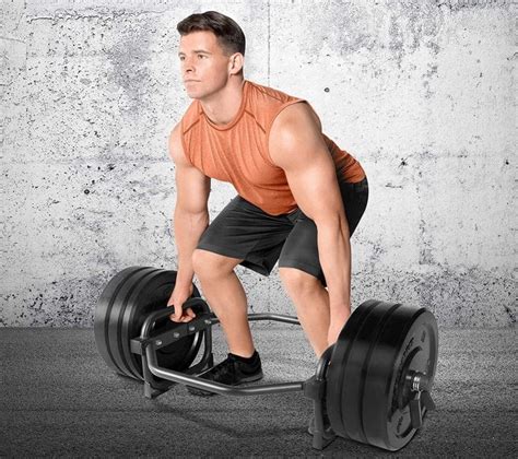 Hex Bar vs. Barbell Deadlift – Which One Should You Do? – Fitness Volt