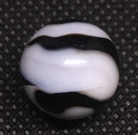 Black & White Swirl - Marble I.D.'s - Marble Connection