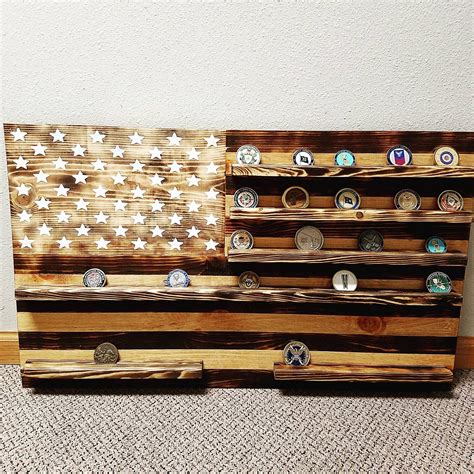 Challenge coin rack : woodworking