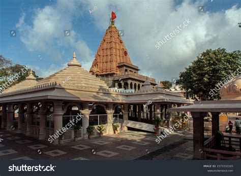 130 Mahakaleshwar Temple Ujjain Madhya Pradesh Images, Stock Photos ...