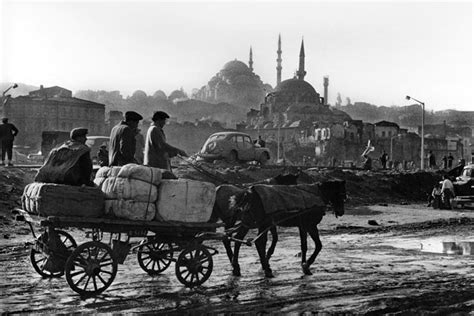 Ara Güler Photography Exhibit – DCIFF