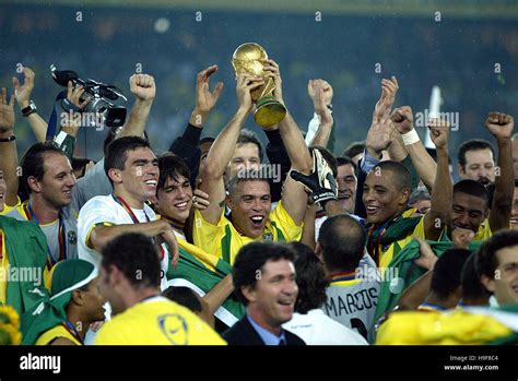 Brazil world cup 2002 hi-res stock photography and images - Alamy