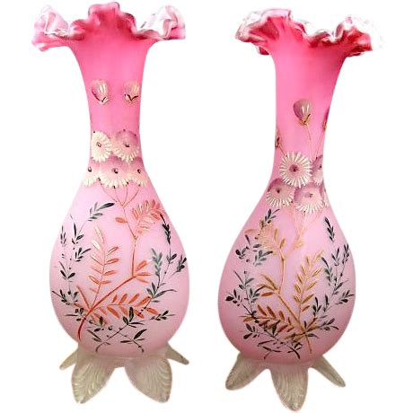 Beautiful Pair English Victorian Ruffled Rim Vases, c.1880s, Hand Painted with Petal Feet ...