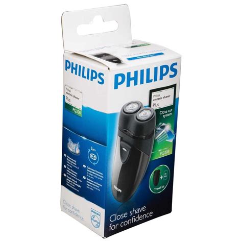 Philips Compact Travel Shaver - PQ208/17 | BIG W