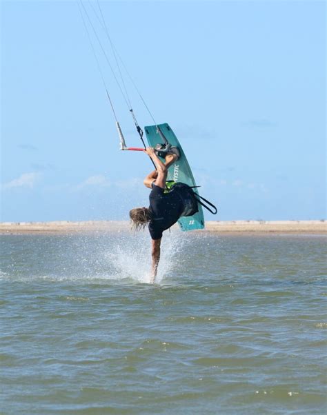 The Top 10 kitesurfing tricks for beginners - Kitesurfing Sri Lanka ...