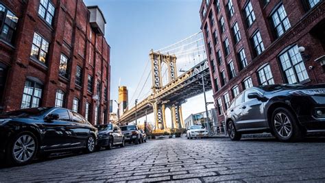 Step Into DUMBO, Brooklyn: How to Spend a Day in NYC's Hip Spot