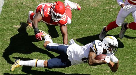 Keenan Allen knee injury: Chargers WR has torn ACL - Sports Illustrated