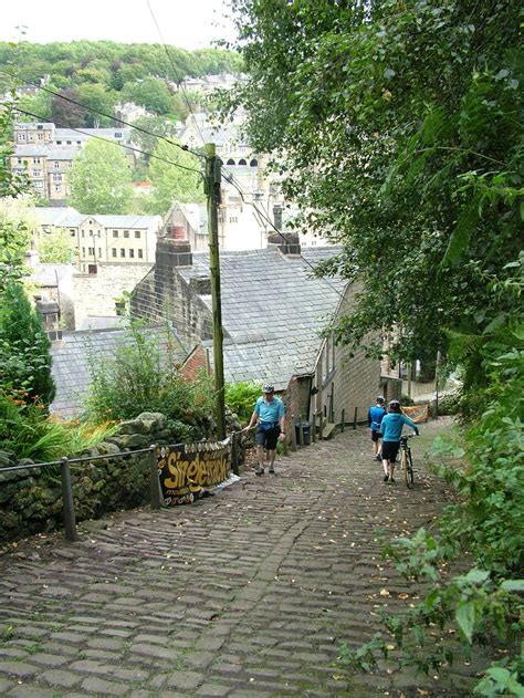 DSCF4107 | Up the buttress hebden bridge 10/09/11 | sonik23 | Flickr