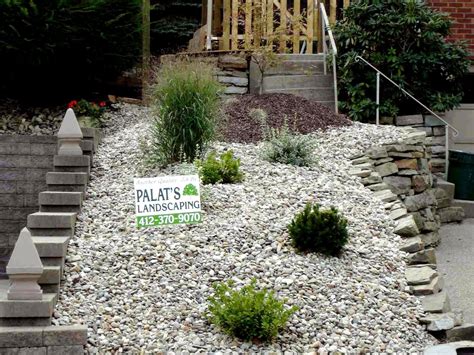 10 Fabulous Landscaping Ideas Using Rocks And Stones 2024