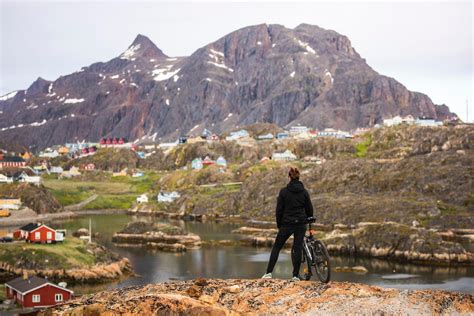 Sisimiut: A picturesque town on the Arctic Circle - [Visit Greenland!]