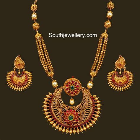 Antique Gold Necklace with Chandbali Pendant - Jewellery Designs