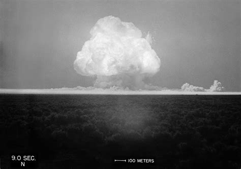 The Trinity Test, the day the Nuclear Age began, 1945 - Rare Historical Photos