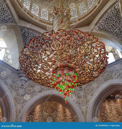 Chandeliers of the Sheikh Zayed Grand Mosque Stock Image - Image of ...