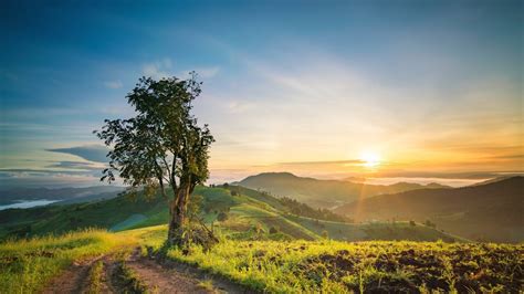 Mountains landscape, Chiang Mai, Thailand | Windows Spotlight Images