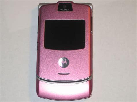 Motorola RAZR V3 repair and housing change guide - Travis' Blog