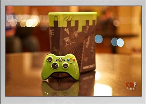 Microsoft Xbox 360 Minecraft Console - Consolevariations