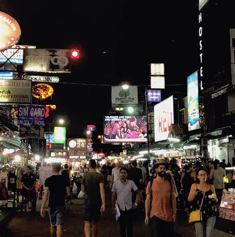 Best Night Markets in Bangkok | Ladies What Travel 9 - Ladies What Travel