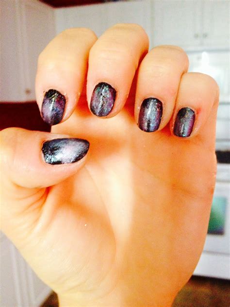 DIY galaxy nails using black nail polish and eye shadow :D | Black nail polish, Galaxy nails ...