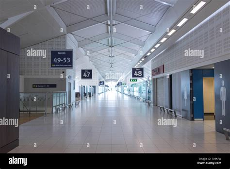 Birmingham airport arrivals hi-res stock photography and images - Alamy