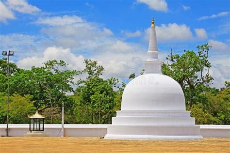 Anuradhapura Ruwanwelisaya Stupa, Sri Lanka UNESCO World Heritage Stock Image - Image of ...